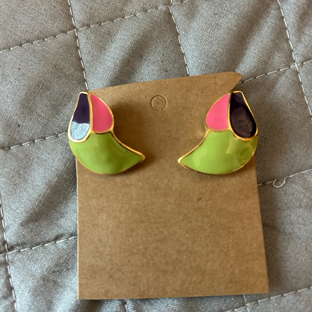 Cute clip earrings